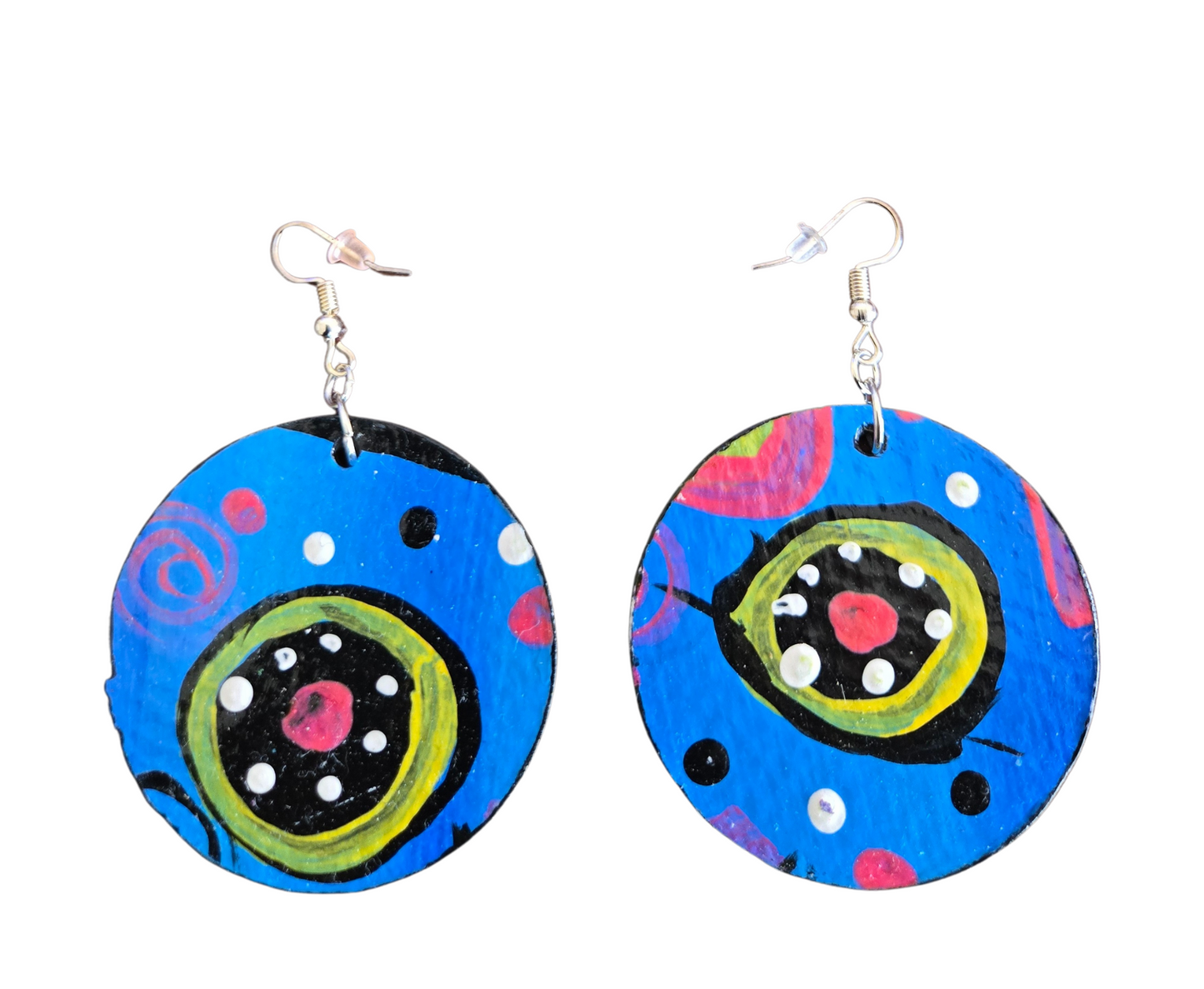 Artful Echo: Vibrant Circular Earrings