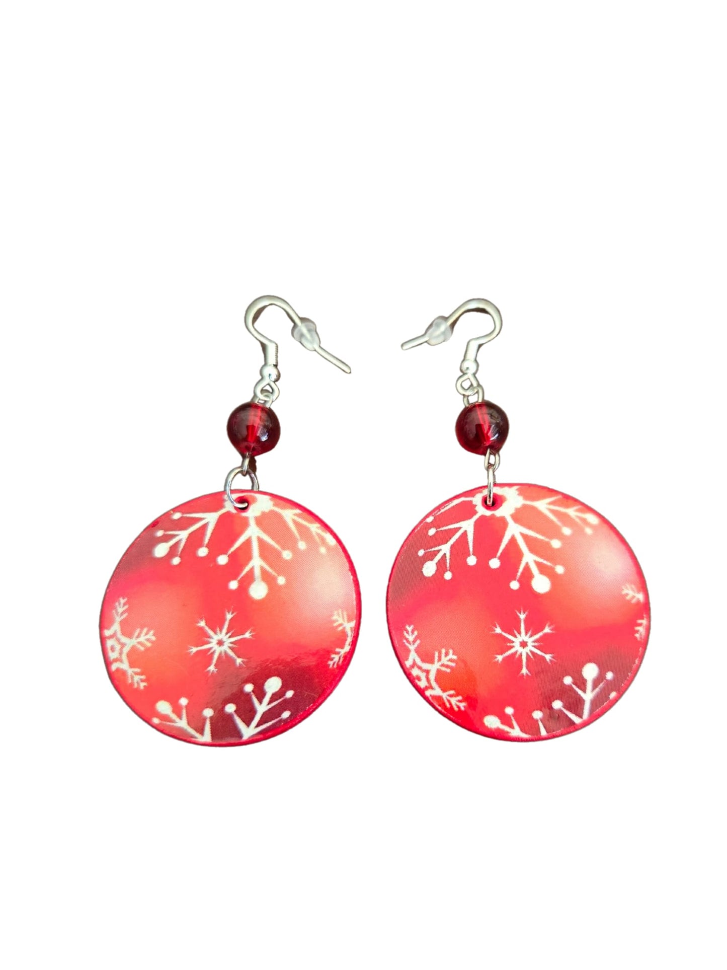 Snowflake Radiance Earrings – Festive Red Gradient Charm